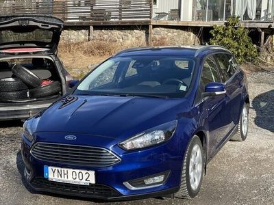 begagnad Ford Focus Kombi 1.0 EcoBoost SelectShift Euro 6