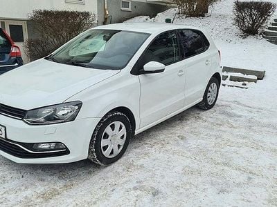Vit Begagnad 2014 VW Polo Halvkombi | 59 900 kr (Marknadspris)