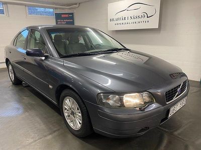 Begagnad Volvo S60 140 HK (102 kW) 2003 Grå Sedan
