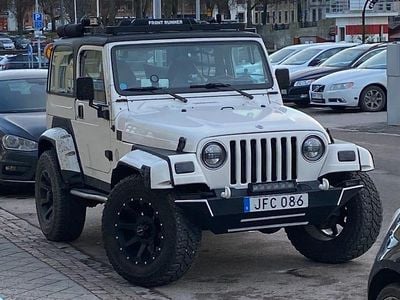 Begagnad 1999 Jeep Wrangler SUV | 180 000 kr
