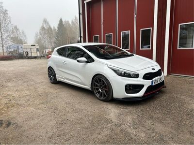 Kia ProCeed GT