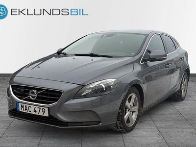 Begagnad Volvo V40 Momentum 120 HK (88 kW) 2015 Grå Halvkombi