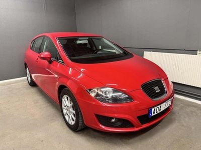 Röd Begagnad 2010 Seat Leon Style Halvkombi | 54 900 kr (Lite dyr)