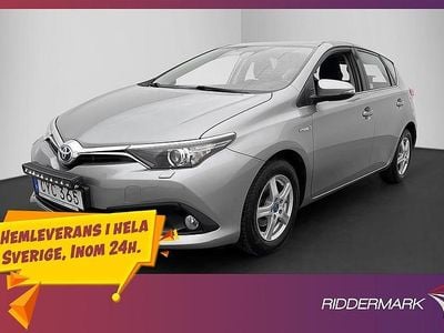 Begagnad Toyota Auris Hybrid Active 136 HK (100 kW) 2016 Ljusgrå Halvkombi