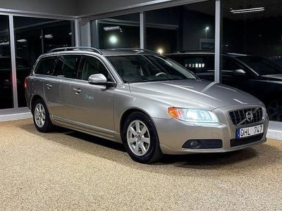 Ljusbrun Begagnad 2012 Volvo V70 Momentum Kombi | 94 900 kr (Marknadspris)
