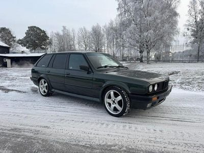 Begagnad 1990 BMW 325 Kombi | 80 000 kr