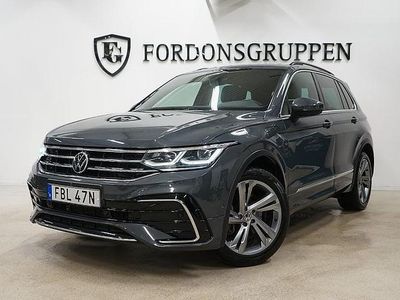Grå Begagnad 2021 VW Tiguan R-line SUV | 309 800 kr (Marknadspris)