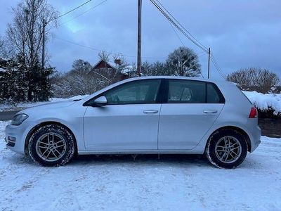 Begagnad 2015 VW Golf VII Halvkombi | 89 000 kr (Marknadspris)