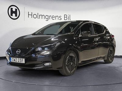 Begagnad Nissan Leaf N-Connecta 110 kW (150 HK) 2022 Svart Halvkombi