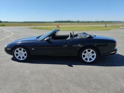 Begagnad 1999 Jaguar XK Cab | 139 000 kr