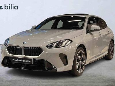 Grå Begagnad 2026 BMW 120 Halvkombi | 439 900 kr