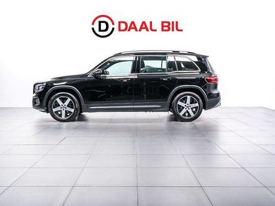 Svart Begagnad 2020 Mercedes GLB180 SUV | 324 700 kr