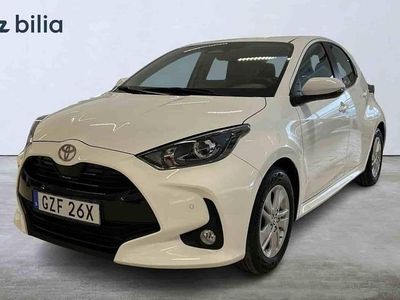 Begagnad Toyota Yaris Hybrid 2025 Vit Halvkombi