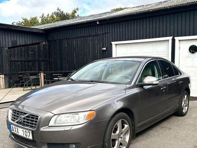 Volvo S80