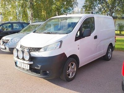 Vit Begagnad 2015 Nissan NV200 Minibuss | 79 500 kr (Marknadspris)
