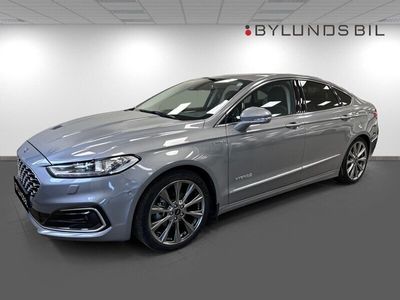 begagnad Ford Mondeo Hybrid E-CVT Vignale Titanium Plus *Massagestol