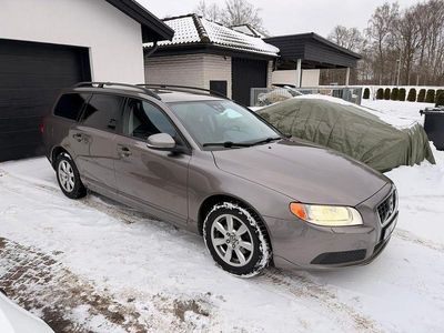 Grå Begagnad 2012 Volvo V70 Kombi | 93 000 kr (Marknadspris)