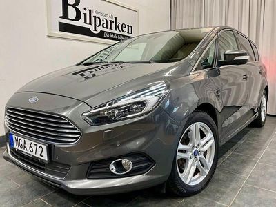 Grå Begagnad 2015 Ford S-MAX Business Edition Minibuss | 159 900 kr (Lite dyr)