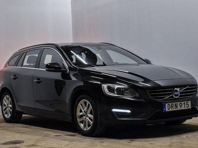 Svart Begagnad 2014 Volvo V60 Momentum Kombi | 118 900 kr (Marknadspris)