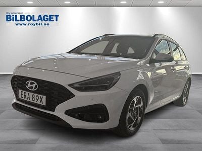 Vit Ny 2025 Hyundai i30 Essential Kombi | 279 900 kr (Lite dyr)