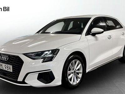 Vit Begagnad 2022 Audi A3 Sportback Proline Halvkombi | 259 900 kr (Marknadspris)