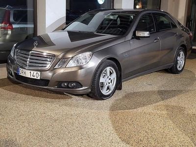 Begagnad Mercedes E220 170 HK (125 kW) 2009 Silver Sedan