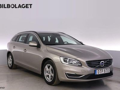 Begagnad Volvo V60 Momentum 190 HK (139 kW) 2015 Ljusbrun Kombi