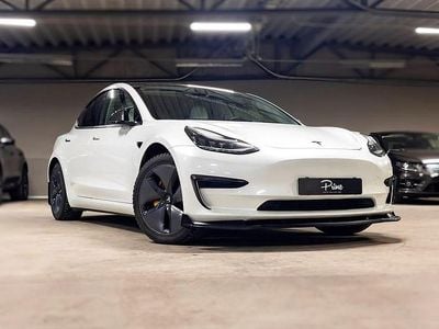 Vit Begagnad 2020 Tesla Model 3 Standard Range Plus Sedan | 224 900 kr (Marknadspris)