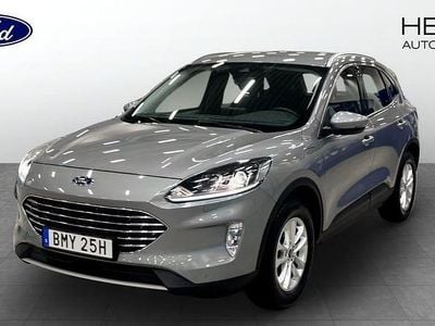 Grå Begagnad 2022 Ford Kuga Titanium SUV | 269 900 kr (Dyr)