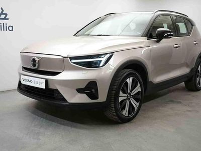 Grå Begagnad 2023 Volvo XC40 Single Motor SUV | 369 900 kr (Lite dyr)