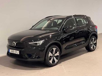 Svart Begagnad 2022 Volvo XC40 Core SUV | 339 500 kr (Superpris)