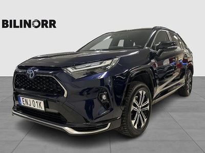Blå Begagnad 2023 Toyota RAV4 Hybrid Style SUV | 449 900 kr (Lite dyr)