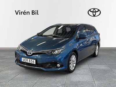 Blå Begagnad 2016 Toyota Auris Touring Sports Active Kombi | 159 000 kr (Marknadspris)