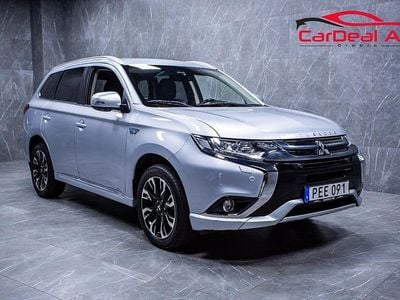Silver Begagnad 2017 Mitsubishi Outlander Comfort Edition SUV | 144 800 kr (Marknadspris)