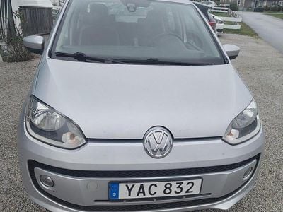Begagnad 2016 VW up! high up! Halvkombi | 60 000 kr
