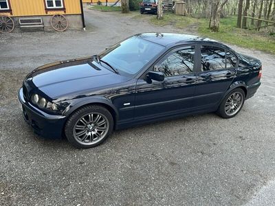 begagnad BMW 316 i LÅGA MIL, UNIK Sedan