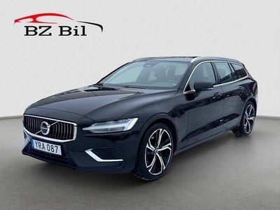 Svart Begagnad 2023 Volvo V60 Kombi | 329 900 kr