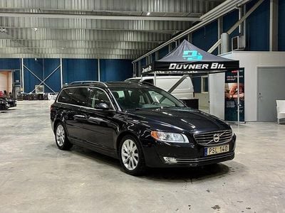 Svart Begagnad 2014 Volvo V70 Momentum Kombi | 114 900 kr (Marknadspris)