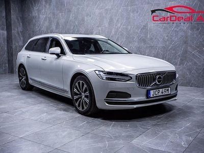 Vit Begagnad 2022 Volvo V90 Inscription Kombi | 338 800 kr