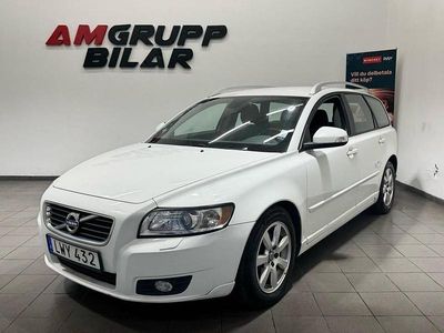 Vit Begagnad 2011 Volvo V50 Momentum Kombi | 59 900 kr (Marknadspris)