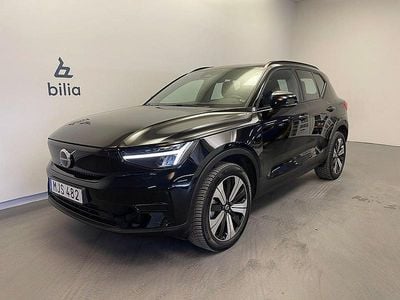 Begagnad Volvo XC40 Core 169 kW (231 HK) 2022 Svart SUV
