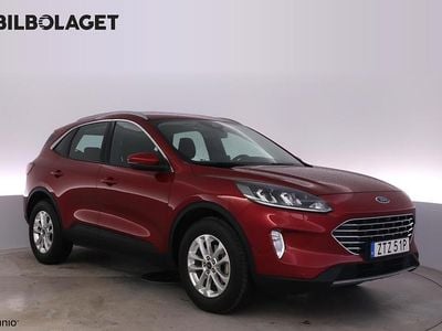 Röd Begagnad 2022 Ford Kuga Titanium SUV | 199 500 kr (Marknadspris)