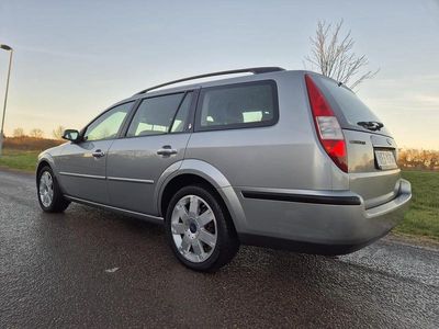 Begagnad 2005 Ford Mondeo Kombi | 37 000 kr (Dyr)