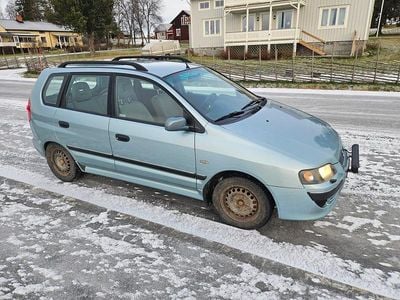 Begagnad 2003 Mitsubishi Space Star Halvkombi | 15 000 kr