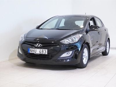 Begagnad Hyundai i30 110 HK (80 kW) 2014 Phantom black (me) Halvkombi