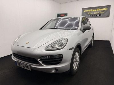 Begagnad Porsche Cayenne 239 HK (175 kW) 2011 Grå SUV
