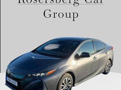 Mörkgrå Begagnad 2017 Toyota Prius Plug-in Hybrid Executive Halvkombi | 169 900 kr