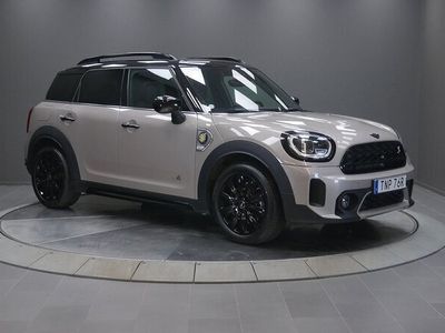 begagnad Mini Countryman SE ALL4 Experience Package Navi Backkamera 2022, Halvkombi