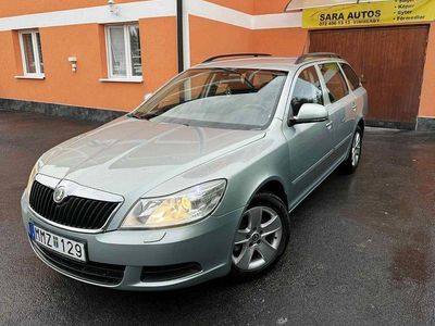 Begagnad Skoda Octavia Elegance 123 HK (90 kW) 2011 Ljusgrön (grön) Kombi