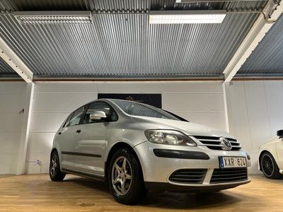 begagnad VW Golf Plus 2.0 FSI KAMREMSBYTTE/1ÅRSGARANTI/SKINN